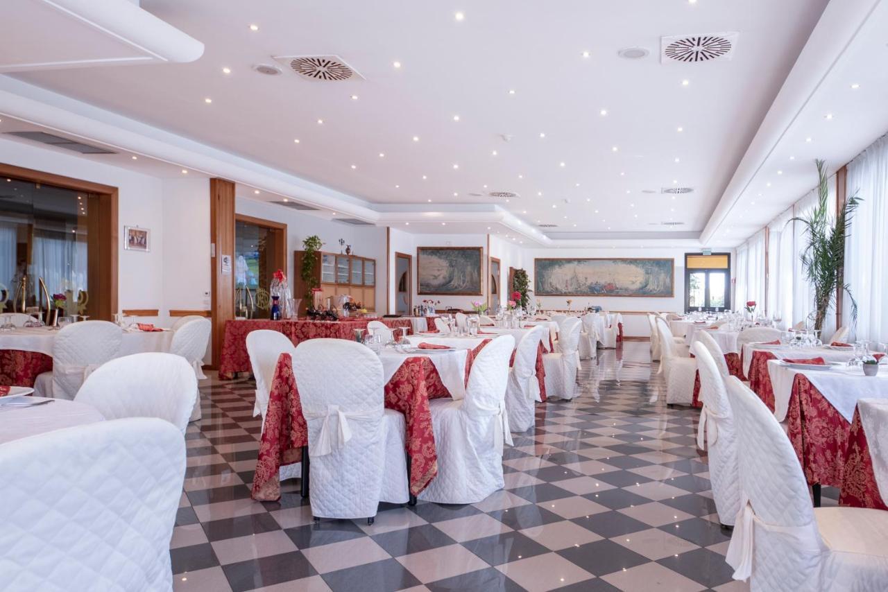 Platani Hotel 4*