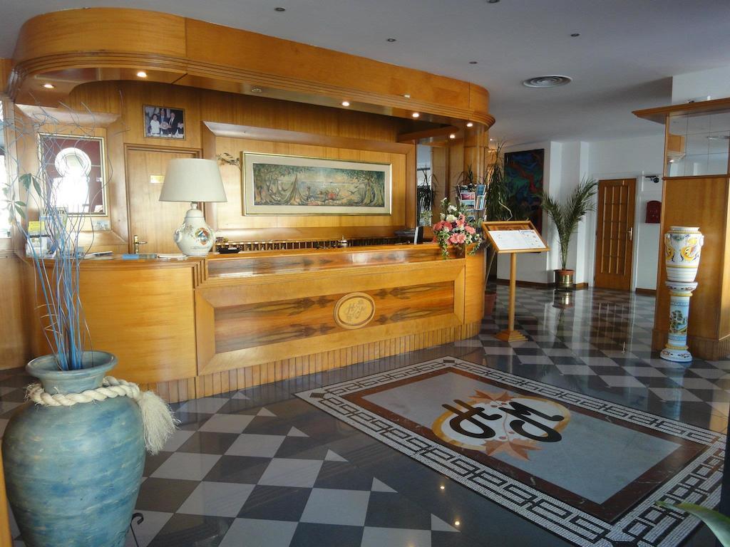 Platani Hotel 4*